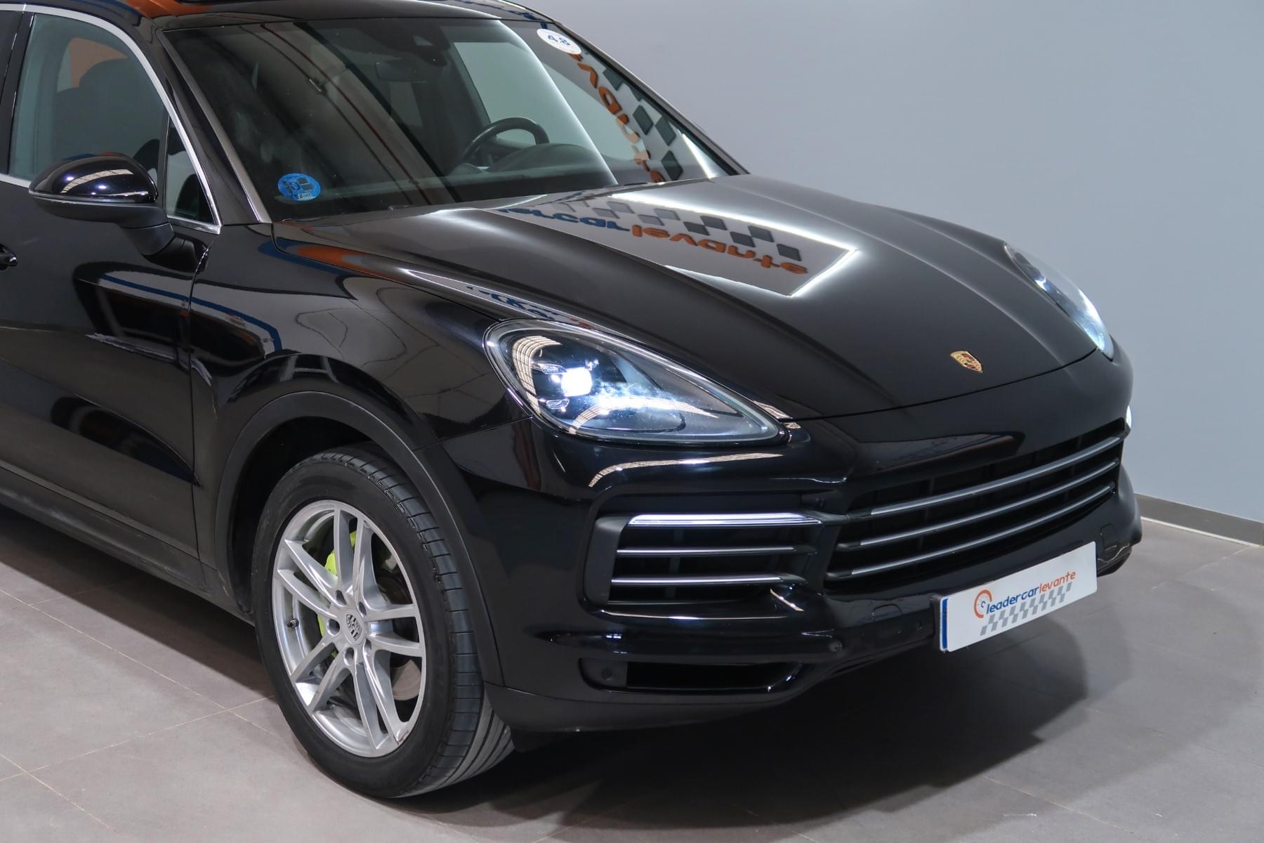 PORSCHE CAYENNE E-HYBRID 462CV 9 