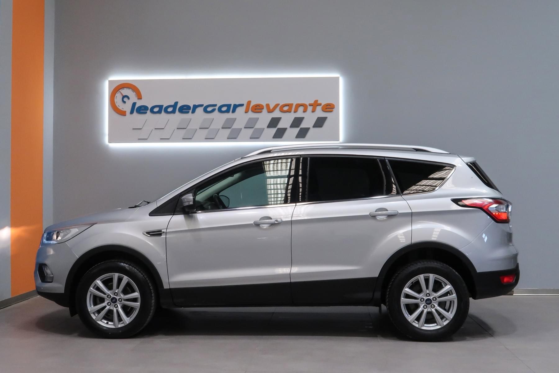 FORD KUGA 1.5 TREND 120CV 4X2 14 