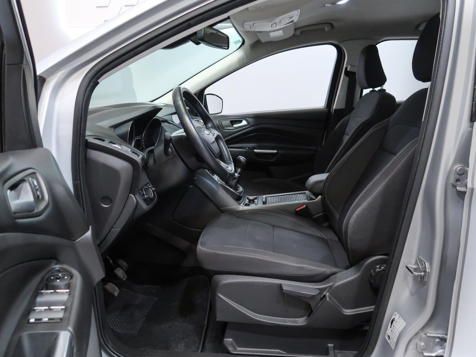 FORD KUGA 1.5 TREND 120CV 4X2 18 