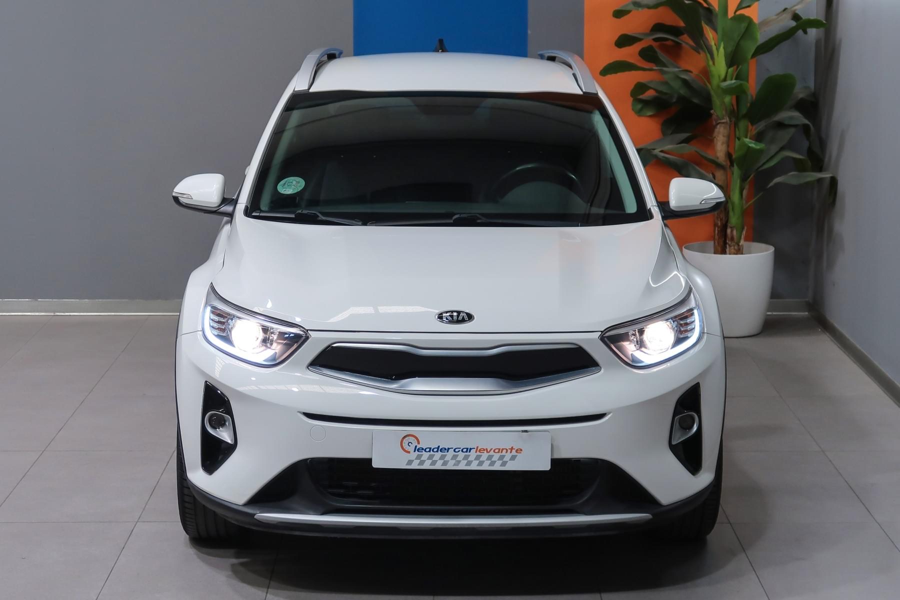 KIA STONIC 1.0 T-GDI 100CV BLACK EDITION 100CV 3 