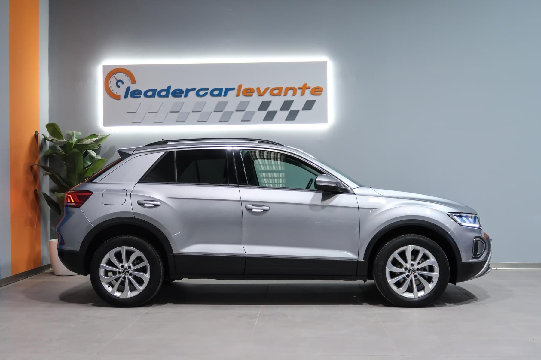 VOLKSWAGEN T-ROC 1.5 TSI 150CV DSG LIFE 4 