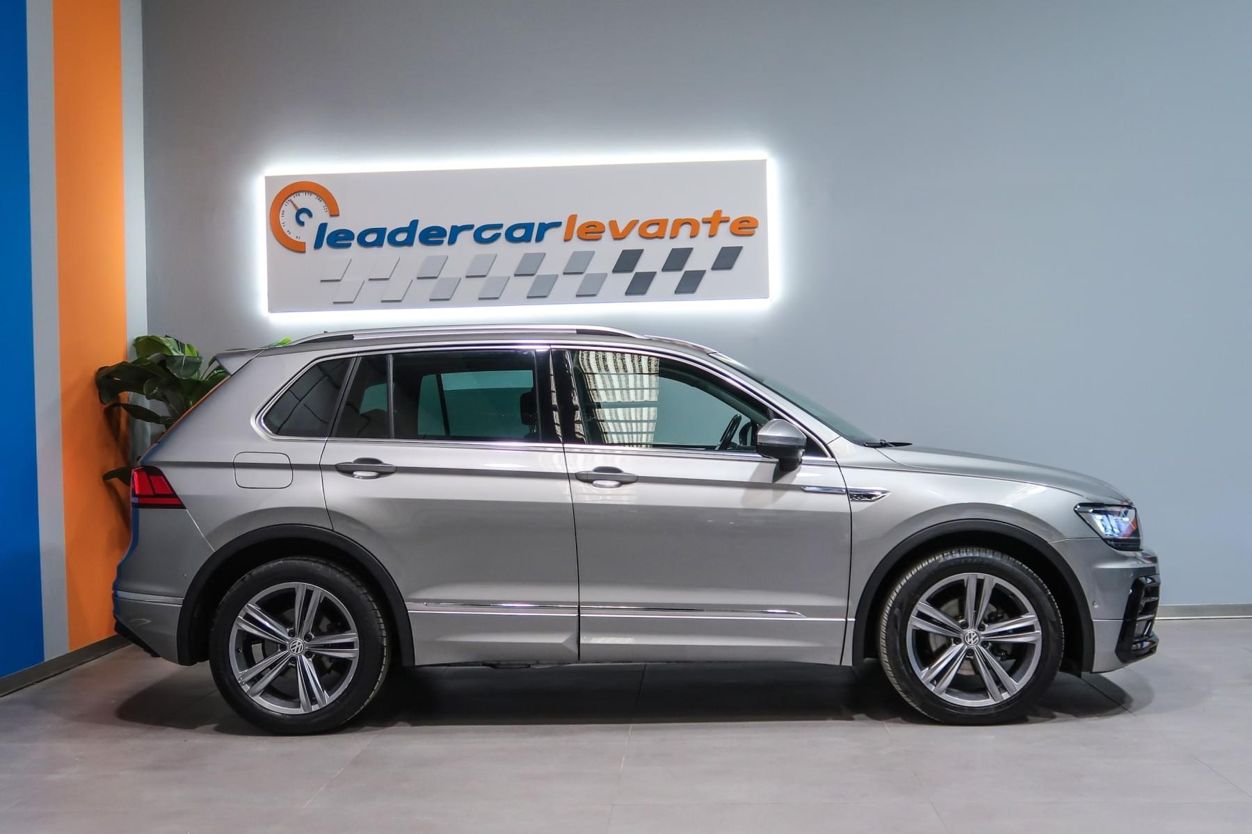 VOLKSWAGEN TIGUAN 2.0 TDI R-LINE BMT DSG 150CV 4 