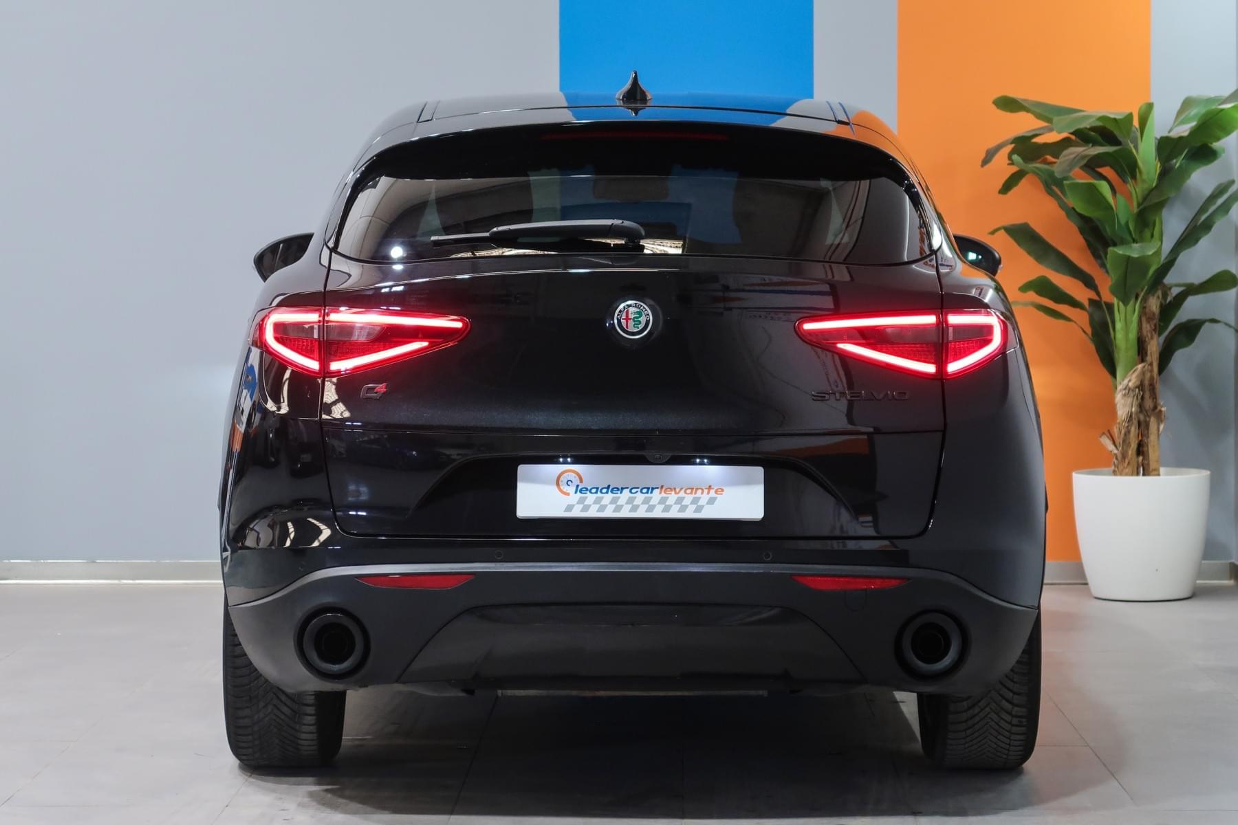 ALFA ROMEO STELVIO 2.0 200 CV SPRINT Q4 14 