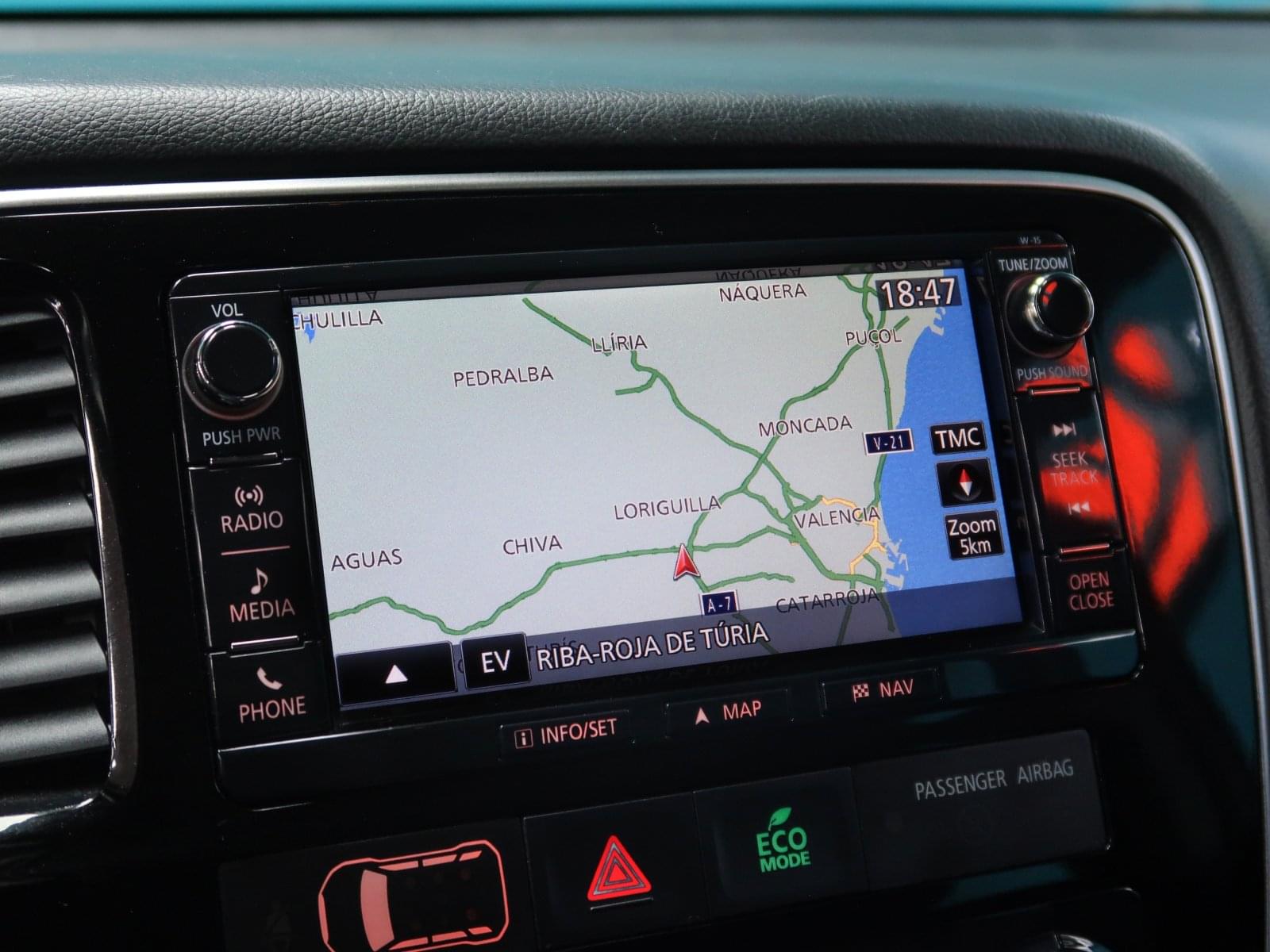 MITSUBISHI OUTLANDER 2.0 PLUG-IN HYBRID PHEV KAITEKI AWD 35