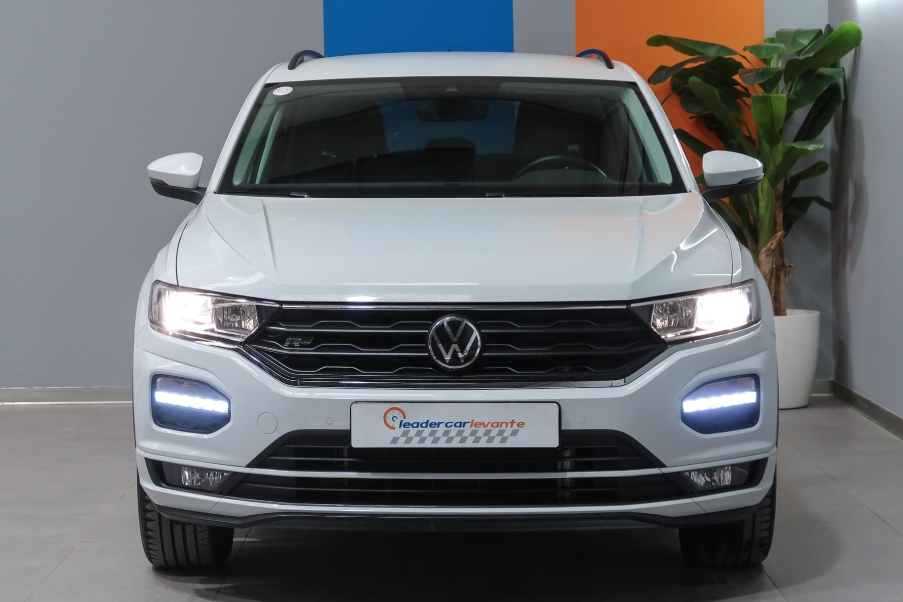 VOLKSWAGEN T-ROC R-LINE 1.O TSI 110CV 8 