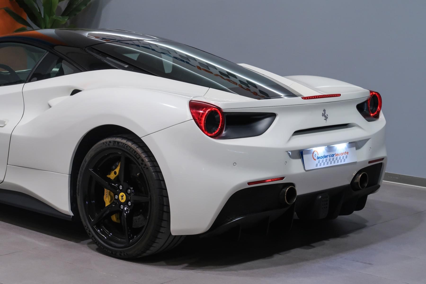 FERRARI 488 GTB DCT 670CV 21 