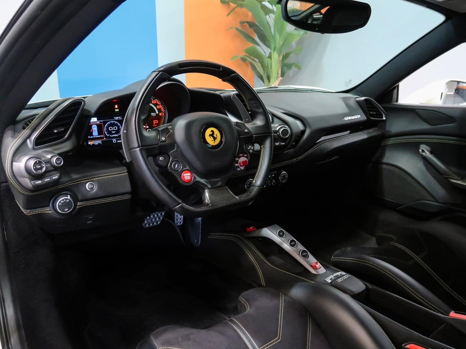 FERRARI 488 GTB DCT 670CV 29 