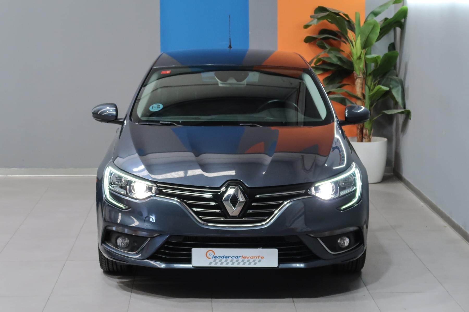 RENAULT MÉGANE ZEN ENERGY TCE 132CV 3 