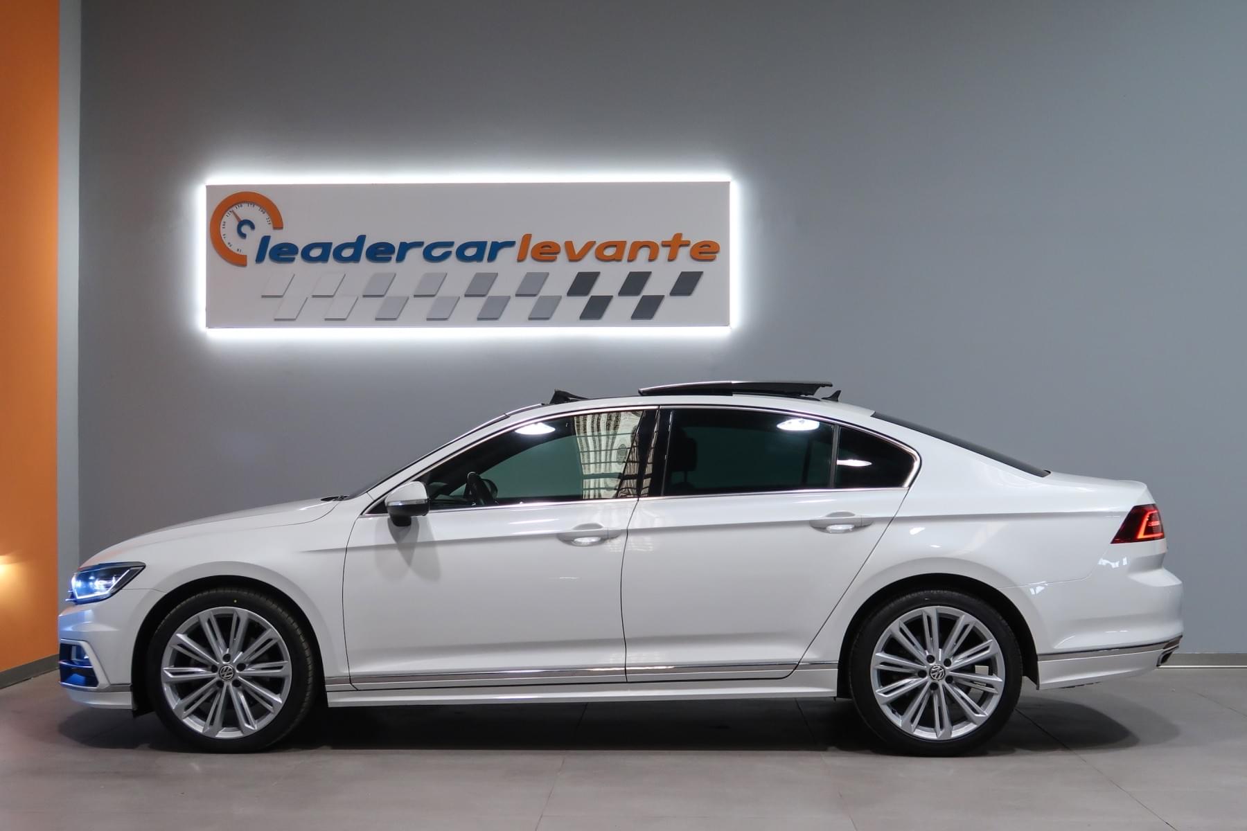 VOLKSWAGEN PASSAT R-LINE 2-0 TDI 190CV DSG 11 
