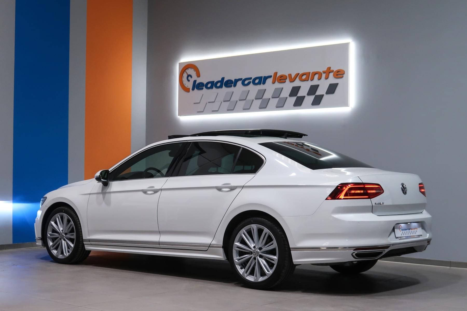 VOLKSWAGEN PASSAT R-LINE 2-0 TDI 190CV DSG 13 