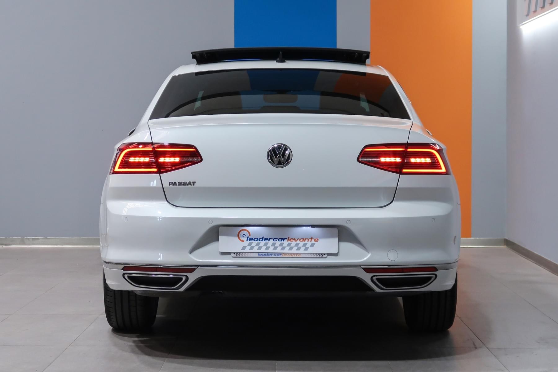 VOLKSWAGEN PASSAT R-LINE 2-0 TDI 190CV DSG 14 