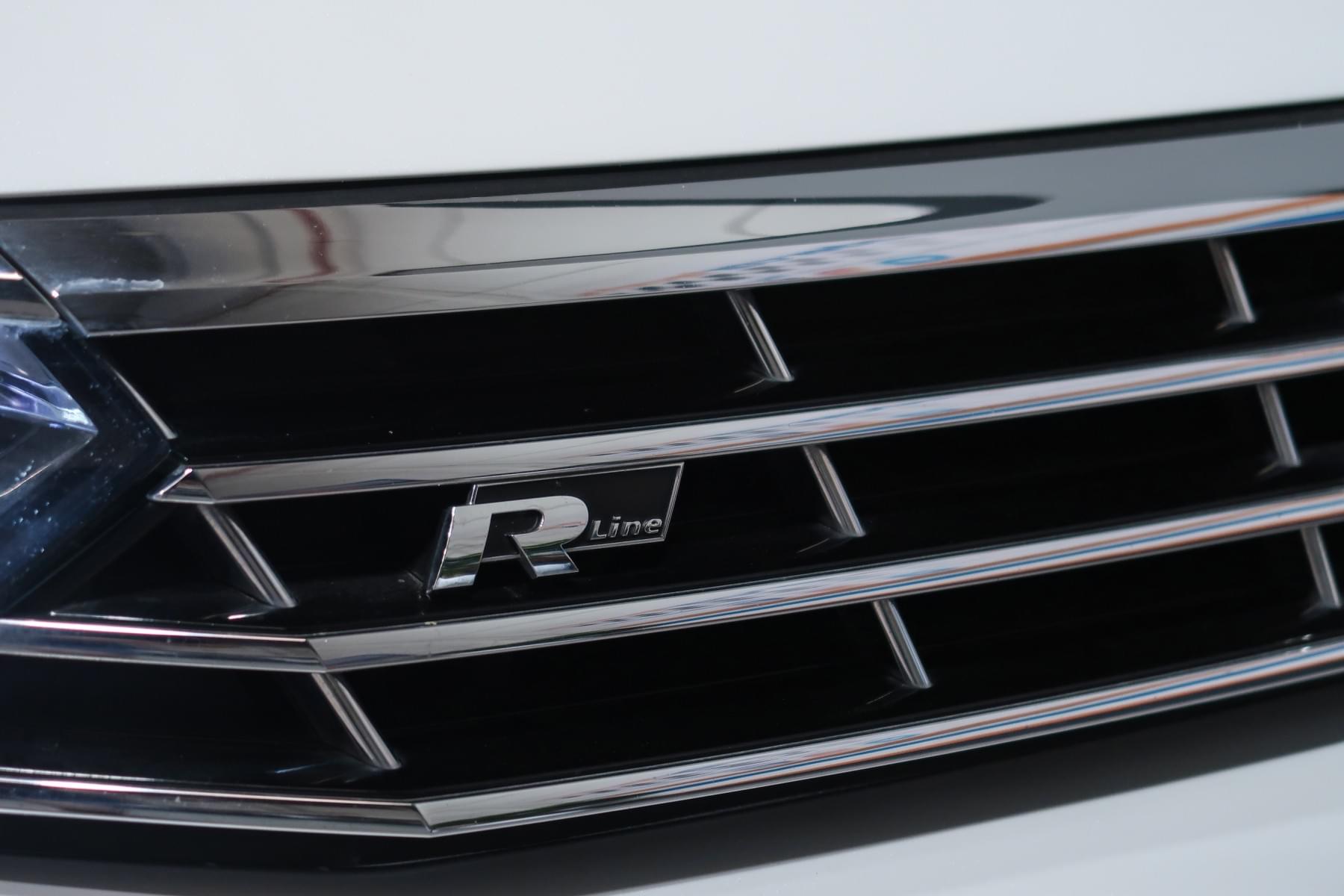 VOLKSWAGEN PASSAT R-LINE 2-0 TDI 190CV DSG 9 