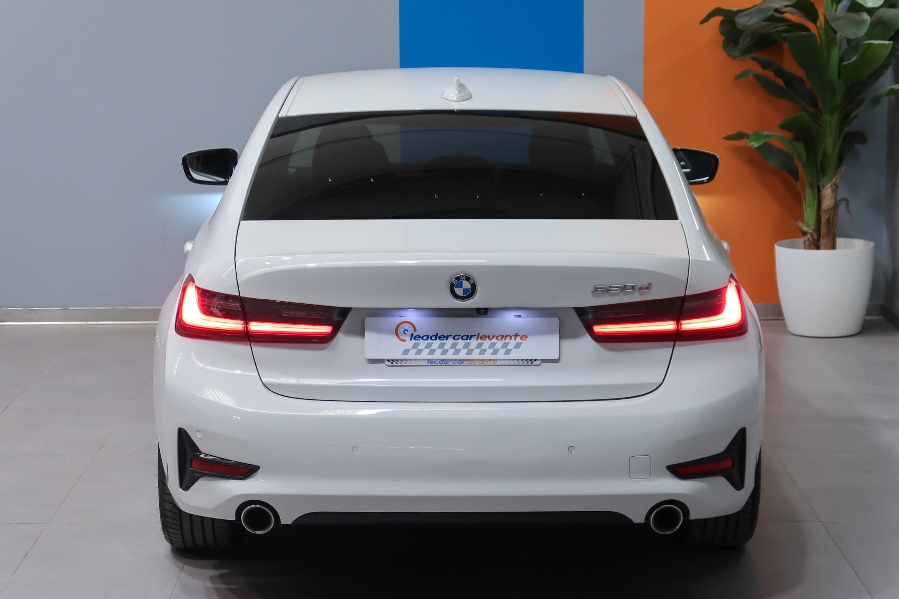 BMW SERIE 3 320D AUTO 190CV 13 