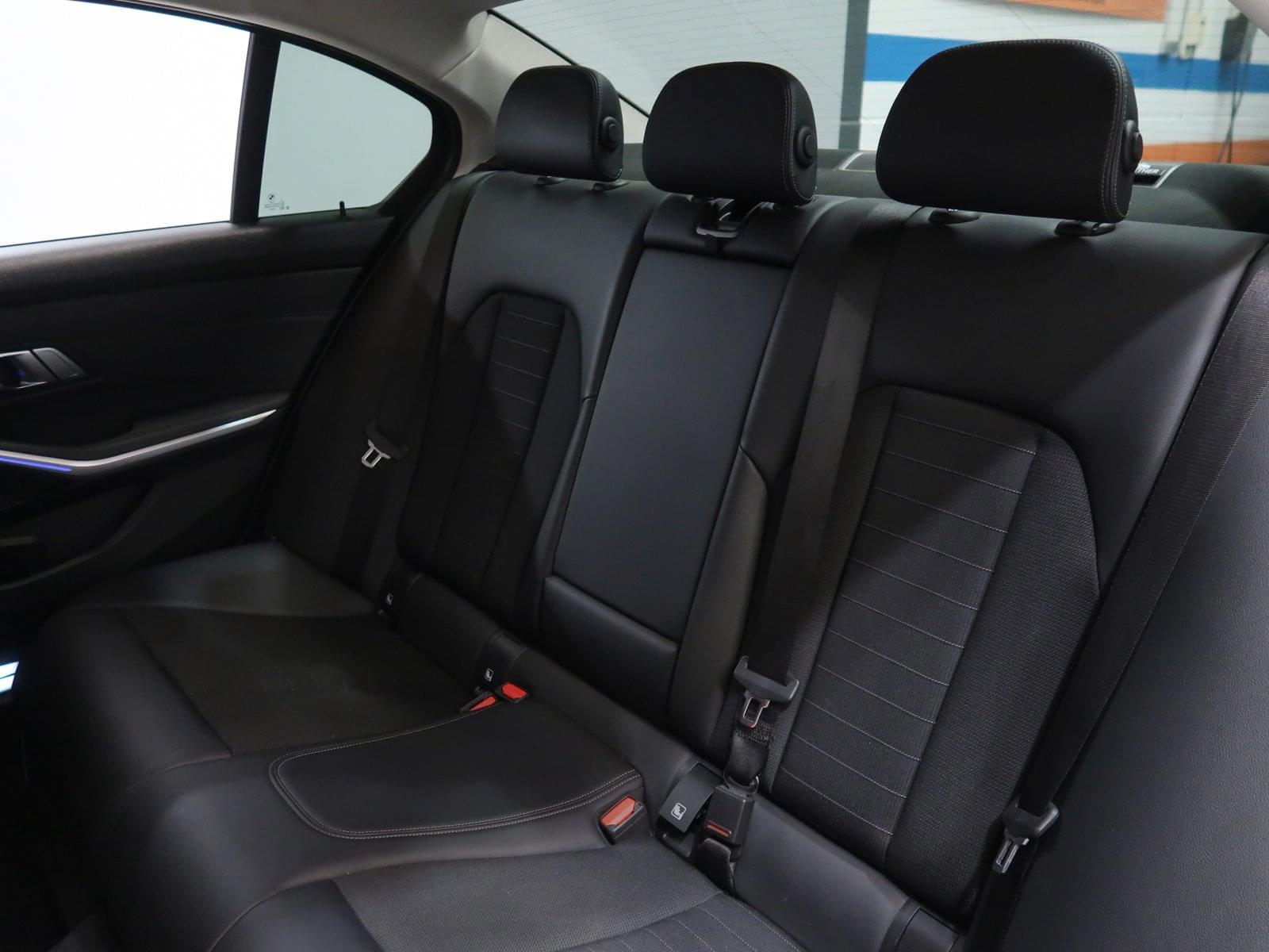 BMW SERIE 3 320D AUTO 190CV 19 