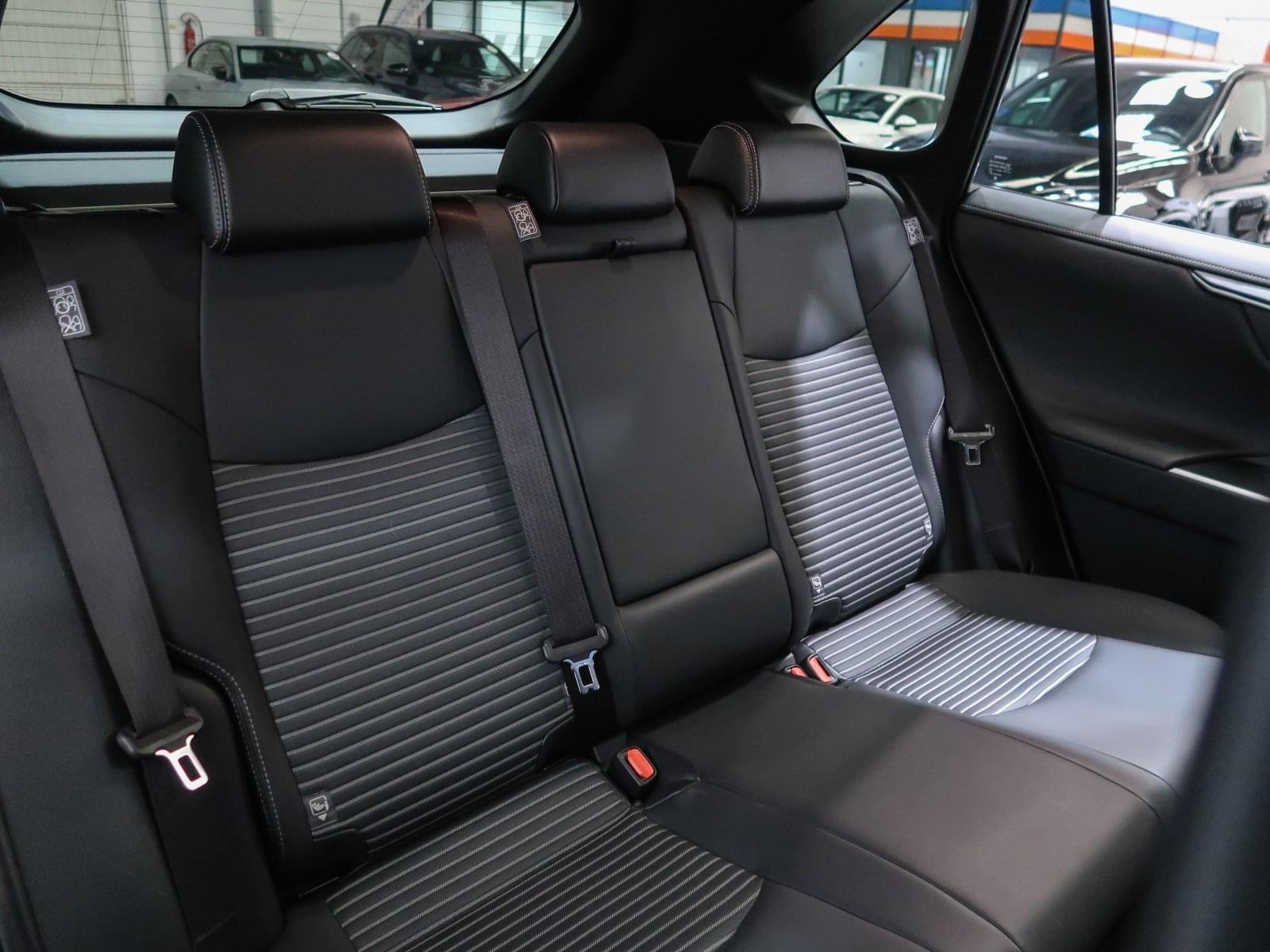 TOYOTA RAV4 2.5l 220H BLACK EDITION 218CV 25 