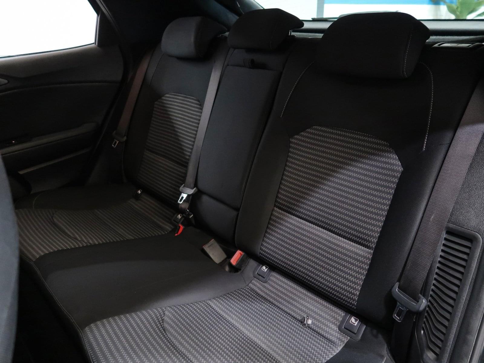 KIA XCEED 1.6 PHEV E DRIVE 141CV 17 