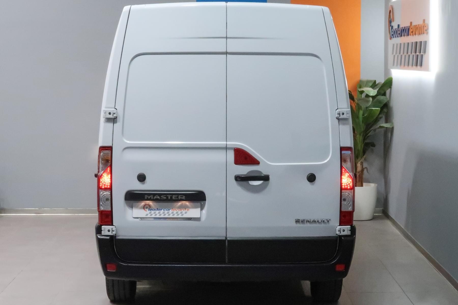 RENAULT MASTER FURGON T L2H2 3300BI DCI 136CV 16 