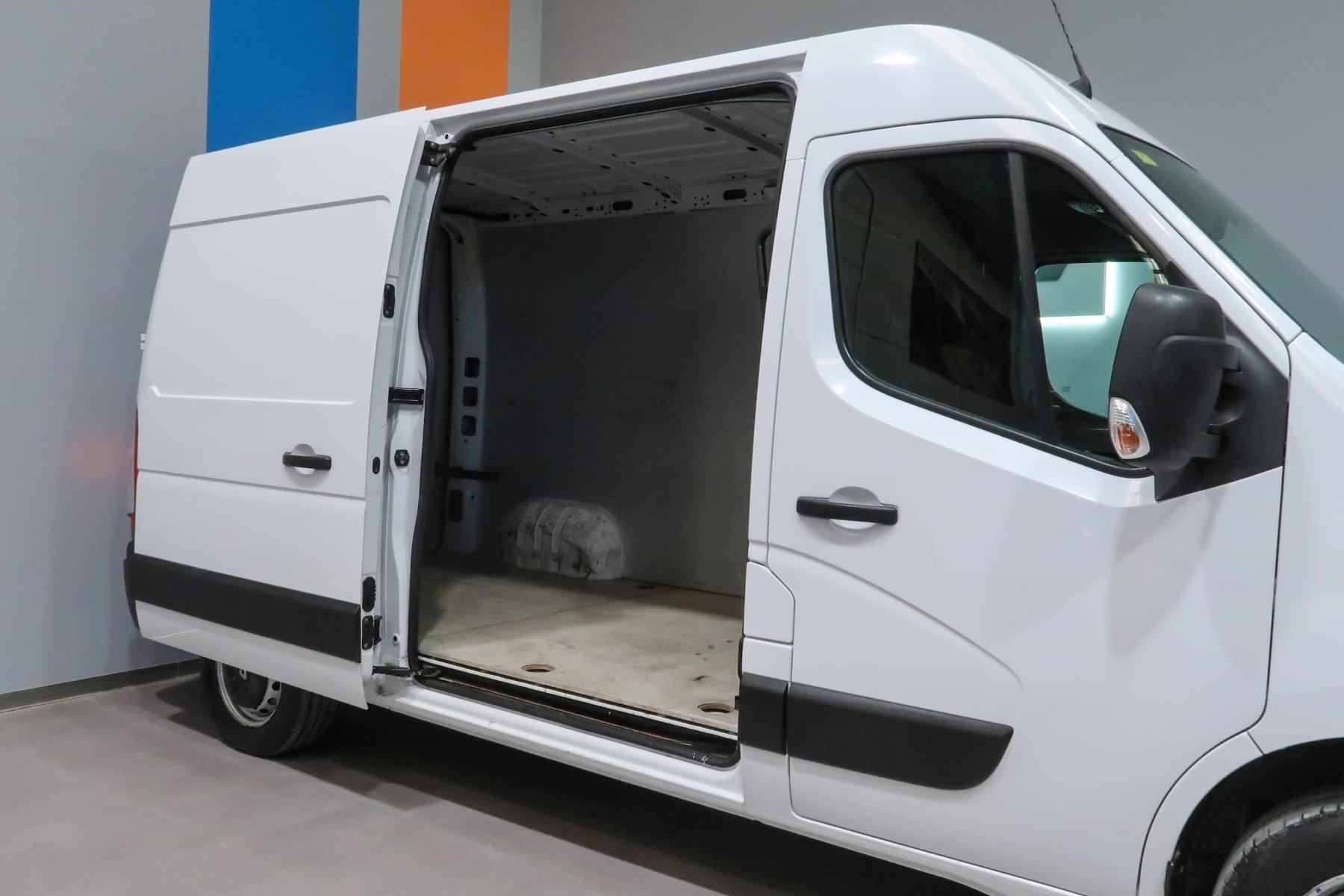RENAULT MASTER FURGON T L2H2 3300BI DCI 136CV 10 