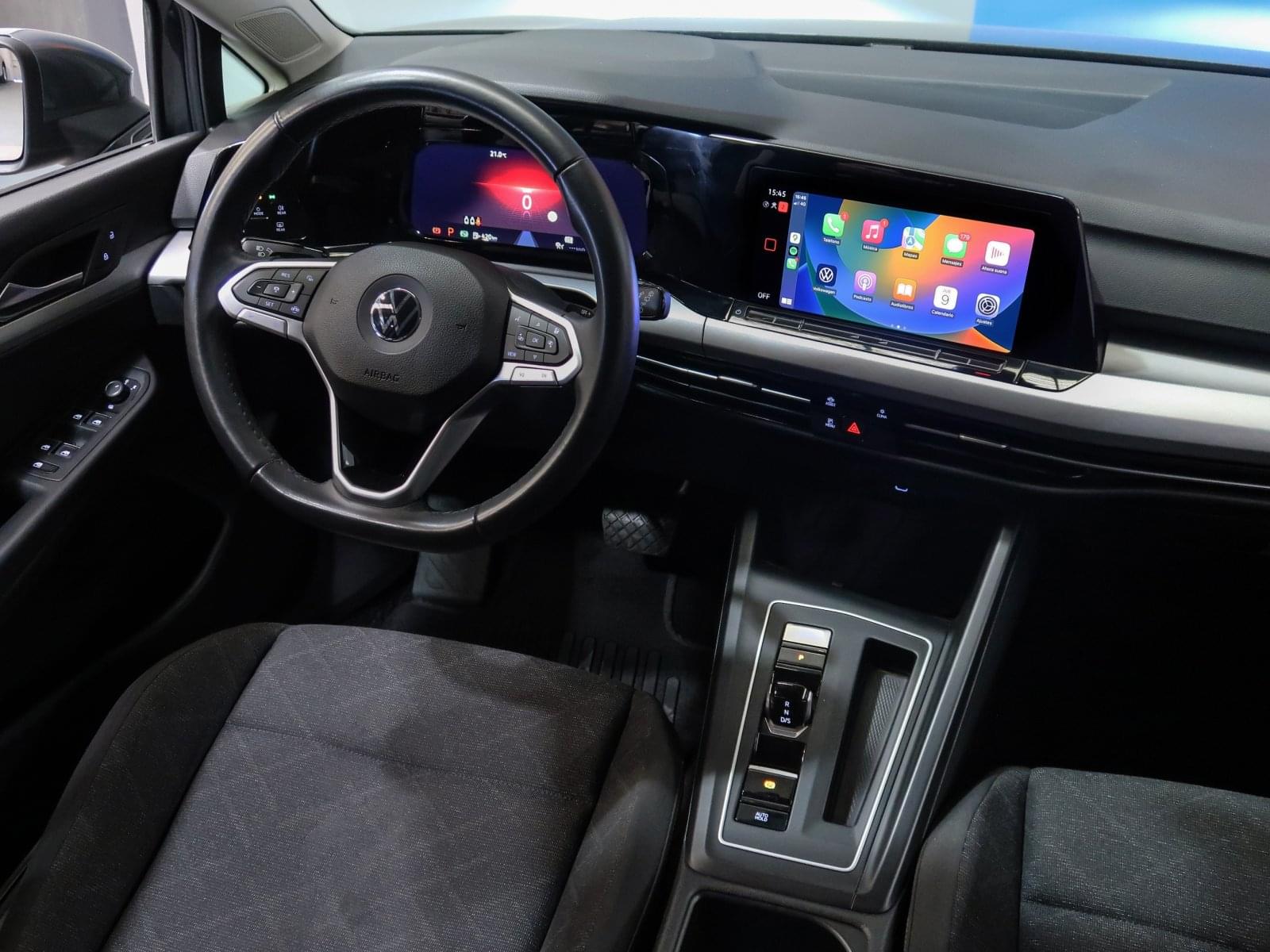 VOLKSWAGEN GOLF 1.5 eTSI 150CV 26 