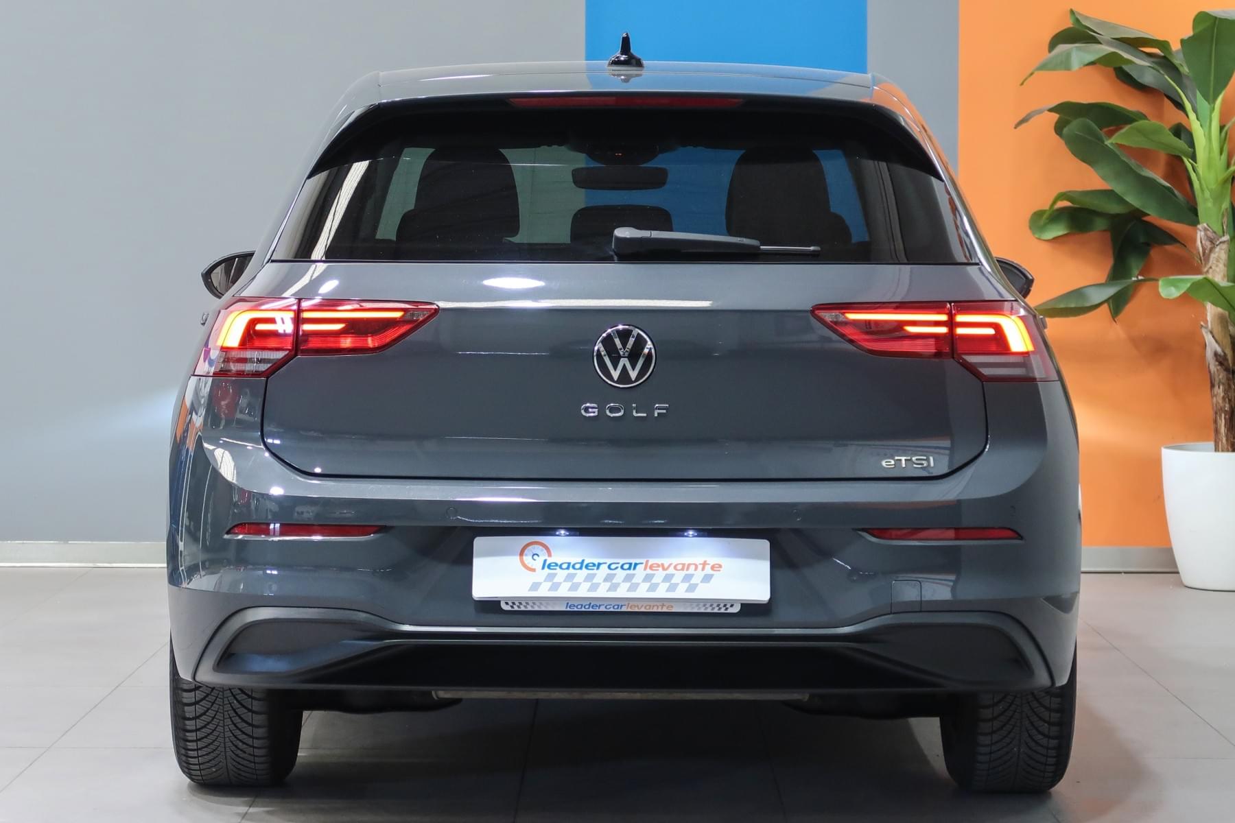 VOLKSWAGEN GOLF 1.5 eTSI 150CV 12 