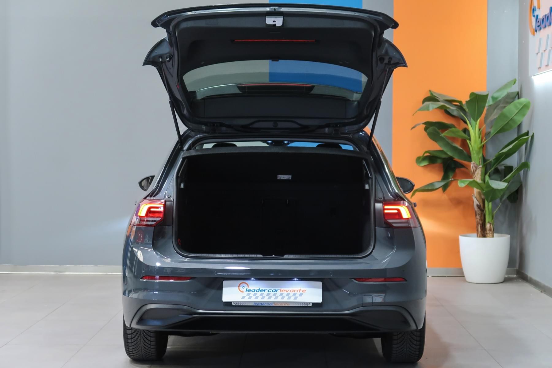 VOLKSWAGEN GOLF 1.5 eTSI 150CV 15 