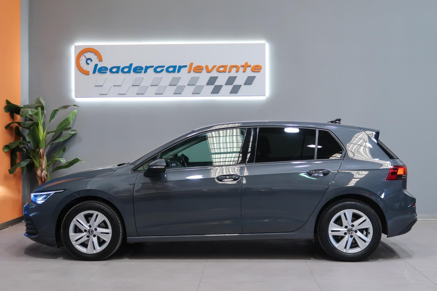 VOLKSWAGEN GOLF 1.5 eTSI 150CV 10 