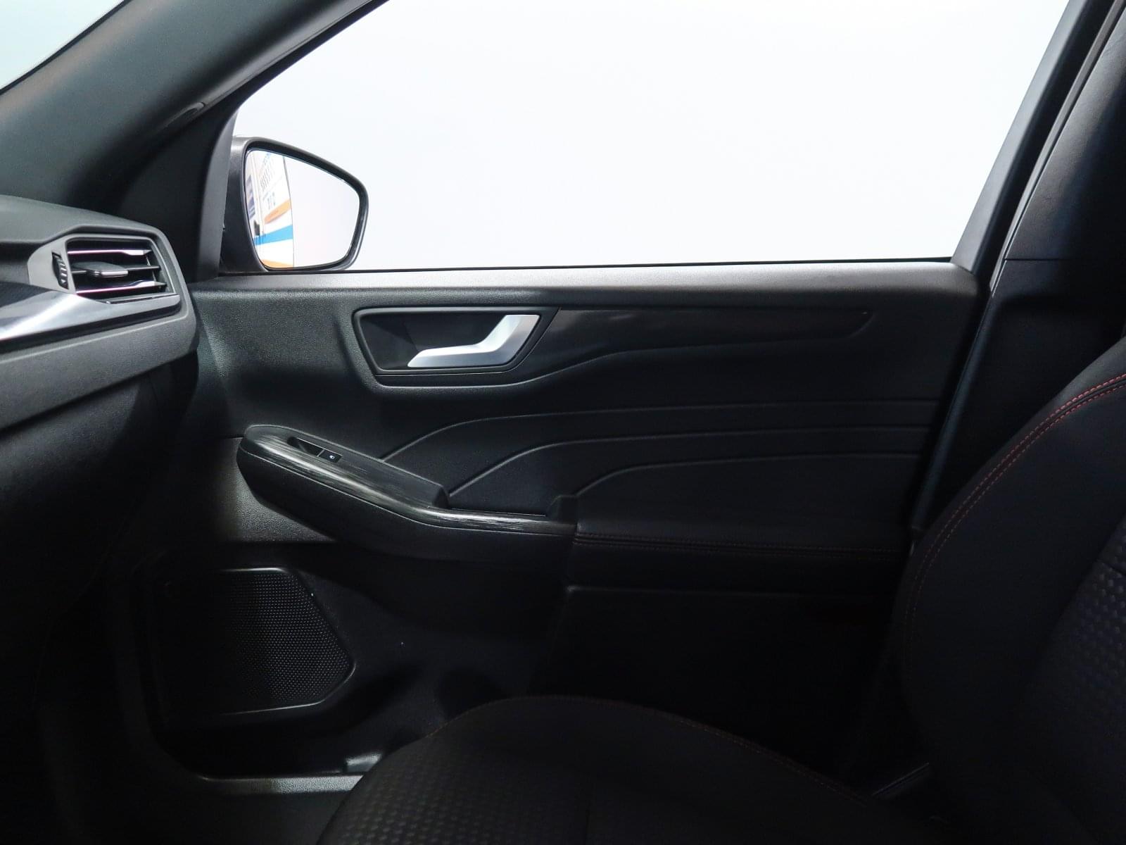 FORD KUGA ST-LINE 2.5 DURATEC PHEV 225CV 34 