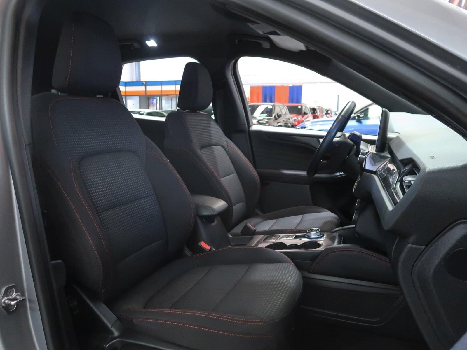 FORD KUGA ST-LINE 2.5 DURATEC PHEV 225CV 27 