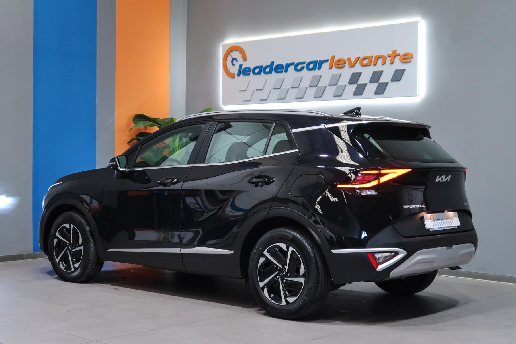 KIA SPORTAGE 1.6 TGDi HEV 230CV Drive 4X2 9 