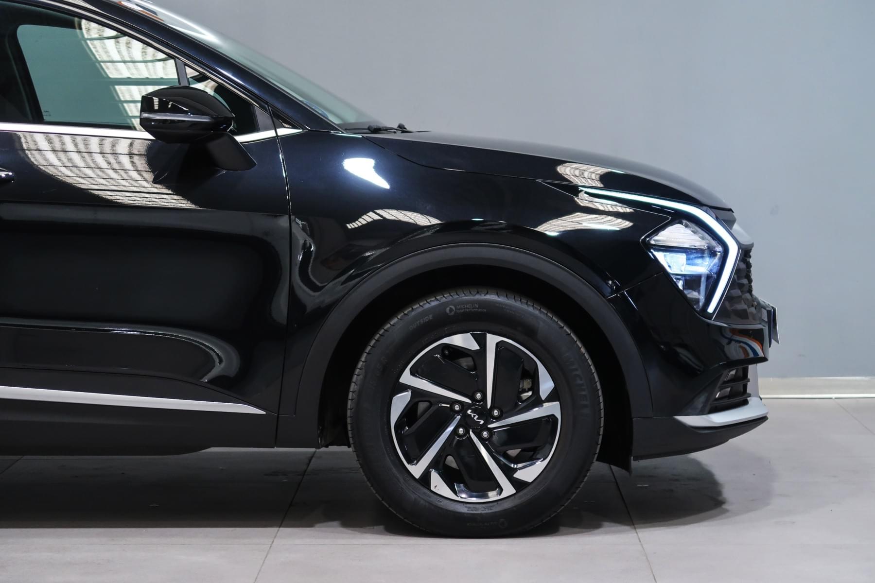 KIA SPORTAGE 1.6 TGDi HEV 230CV Drive 4X2 7 