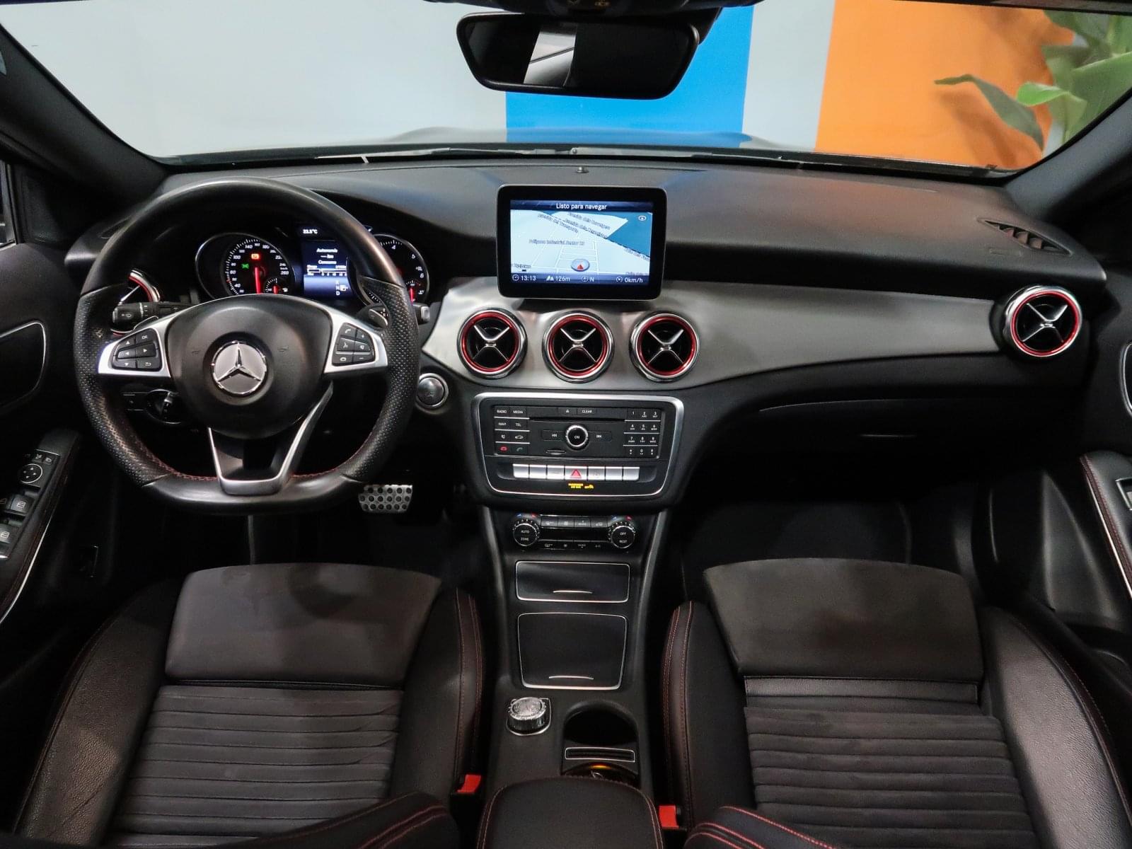 MERCEDES-BENZ CLASE GLA 220D PACK AMG 177CV 21 