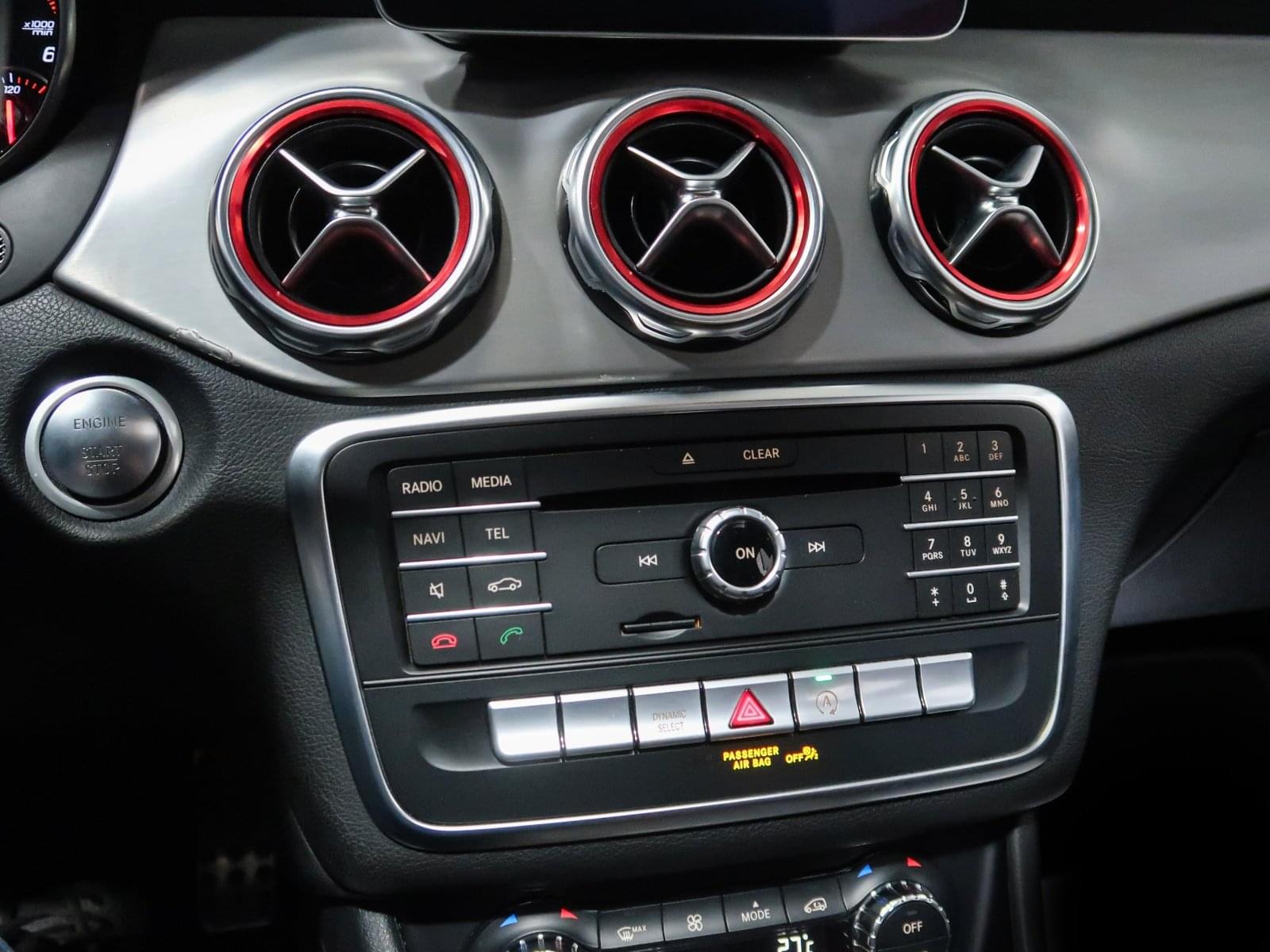 MERCEDES-BENZ CLASE GLA 220D PACK AMG 177CV 46 