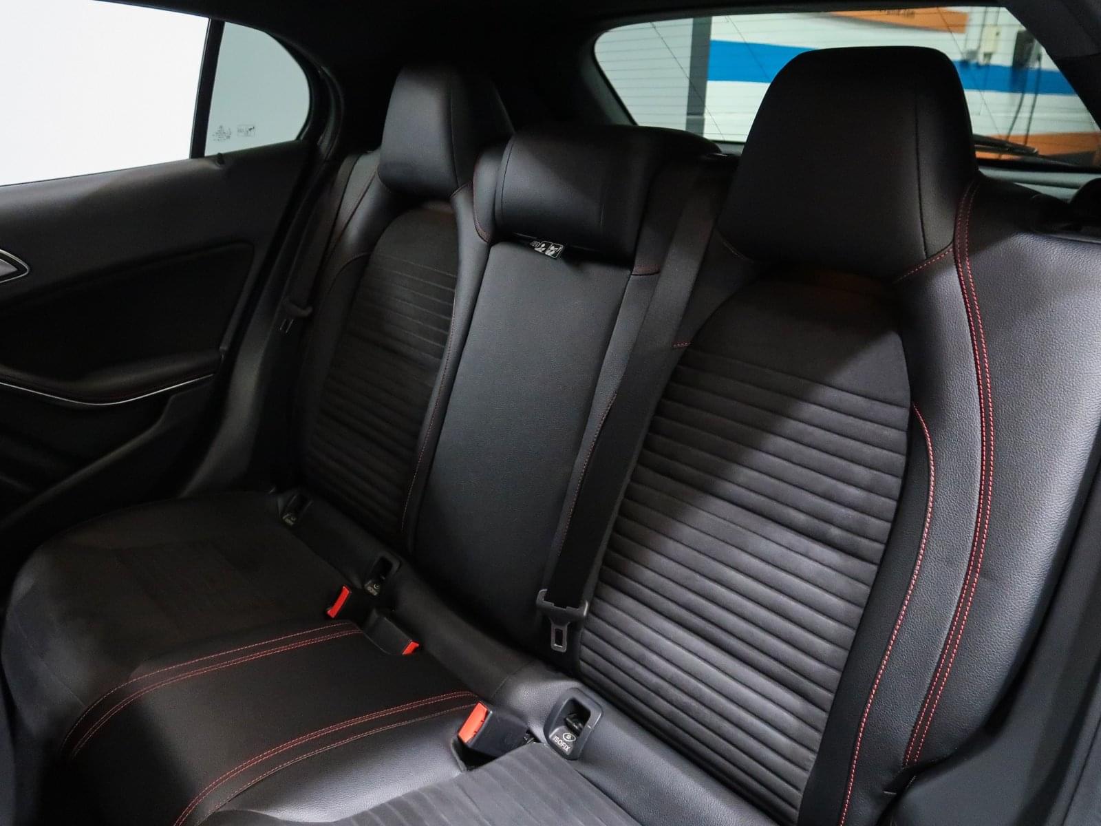 MERCEDES-BENZ CLASE GLA 220D PACK AMG 177CV 23 