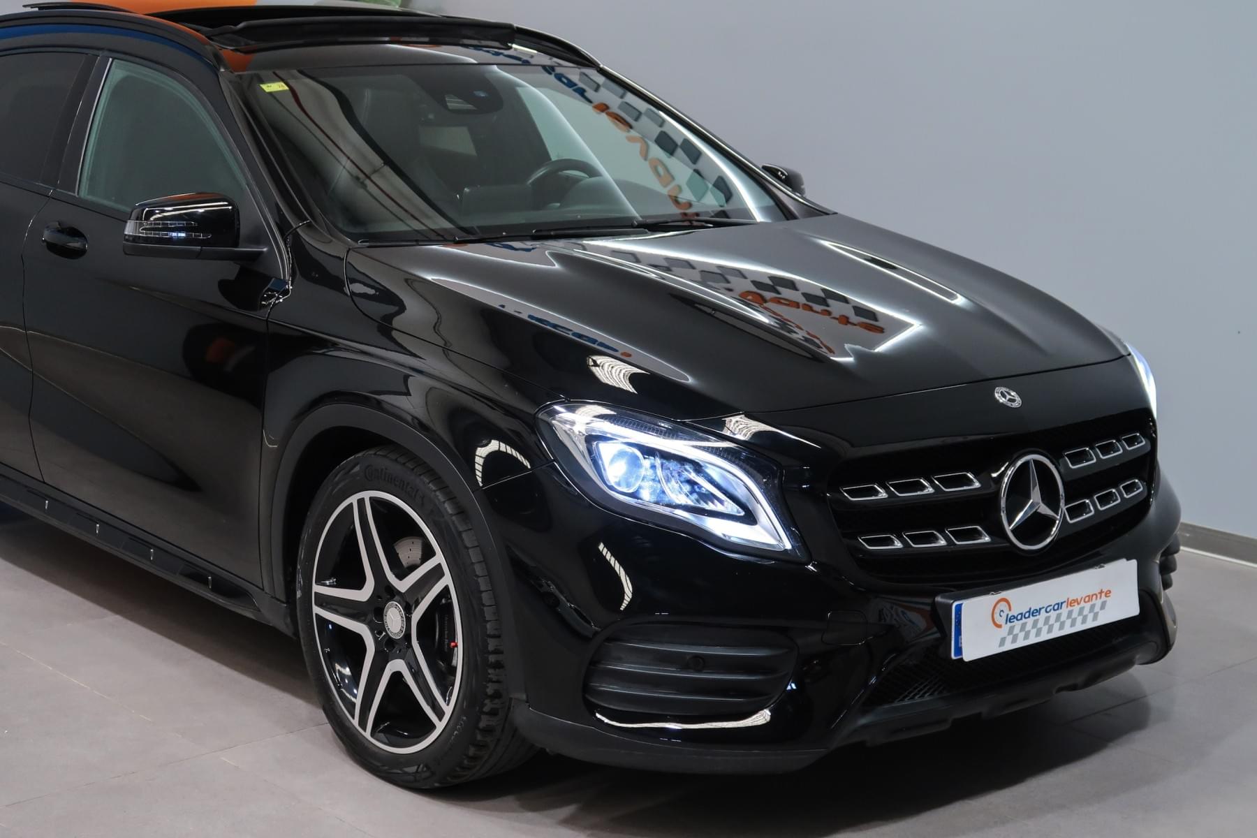 MERCEDES-BENZ CLASE GLA 220D PACK AMG 177CV 9 