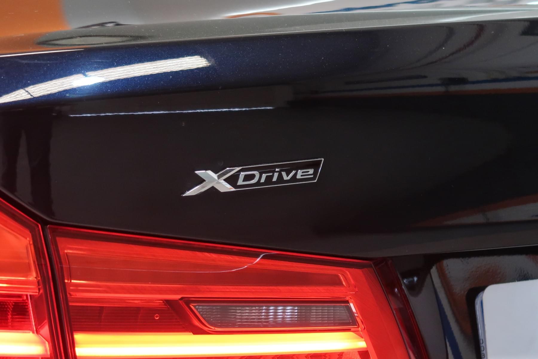 BMW SERIE 5 530D X DRIVE PACK M 265CV 13 