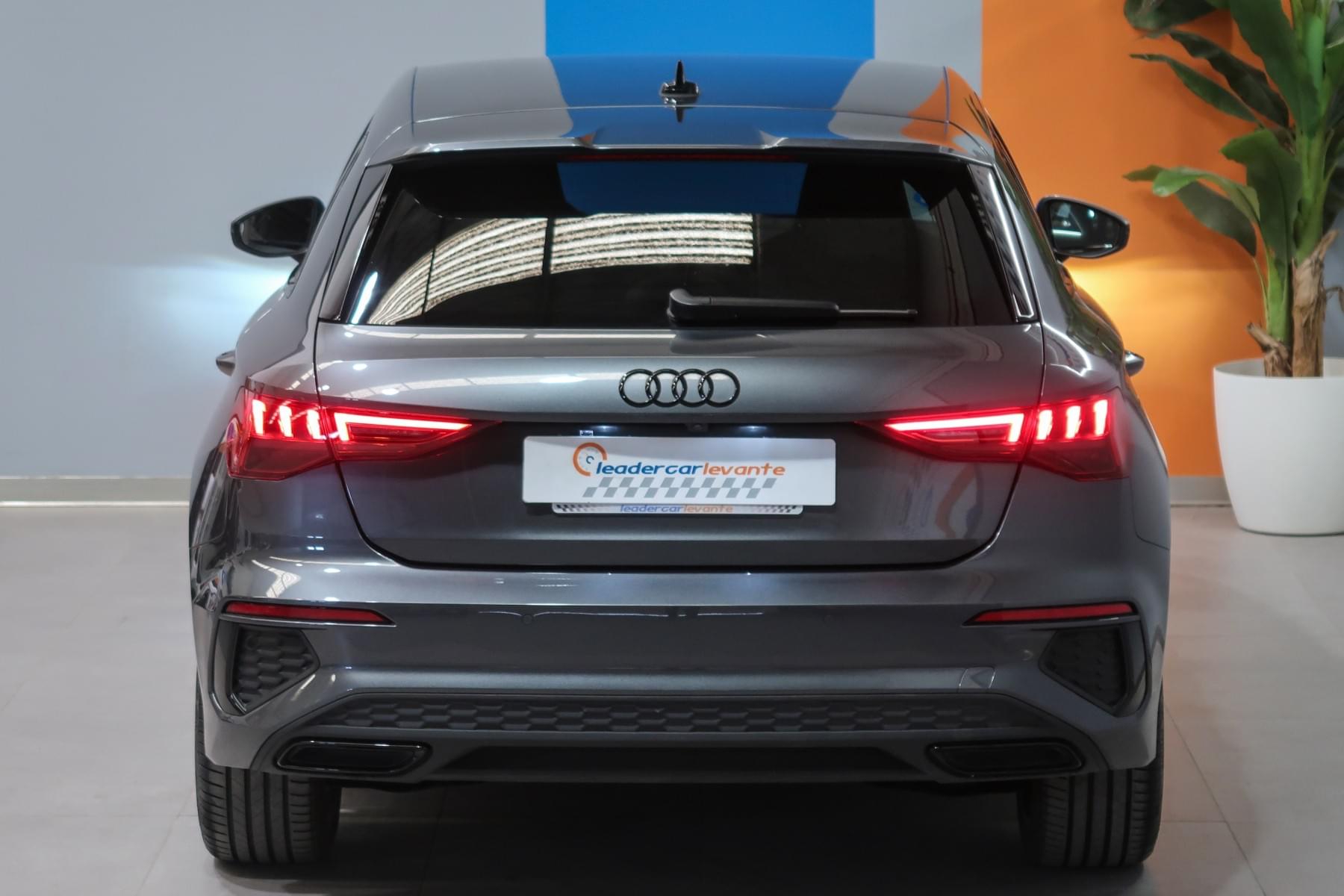 AUDI A3 SPORTBACK BLACK 45TFSI ECOMP STRONIC 13 