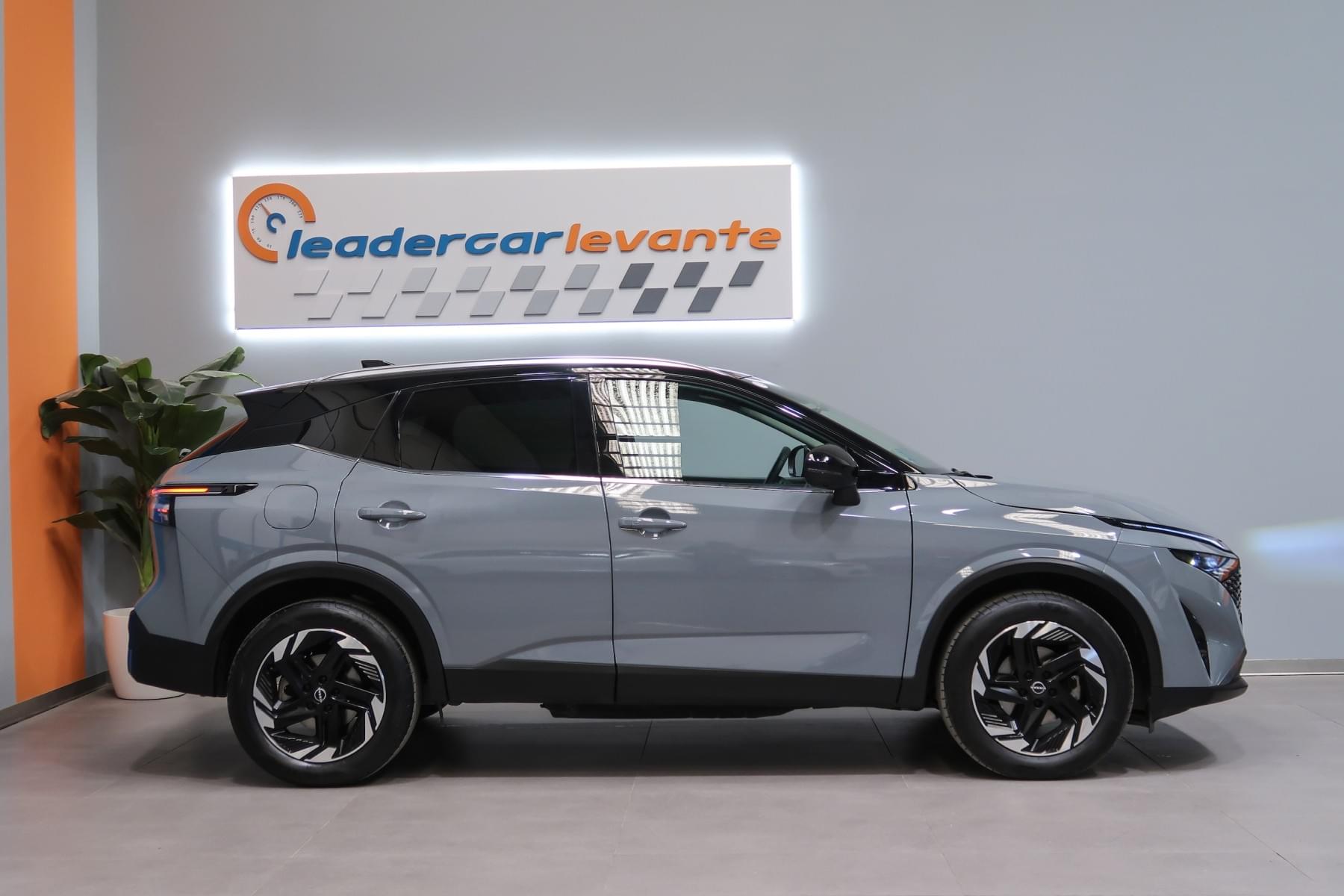 NISSAN QASHQAI DIG-T 158CV CVT N-CONNECTA 5 