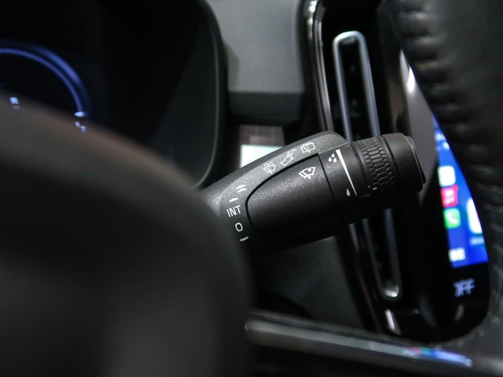 VOLVO XC40 1.5 T4 TWIN RECHARGE R-DESIGN 211CV 33 