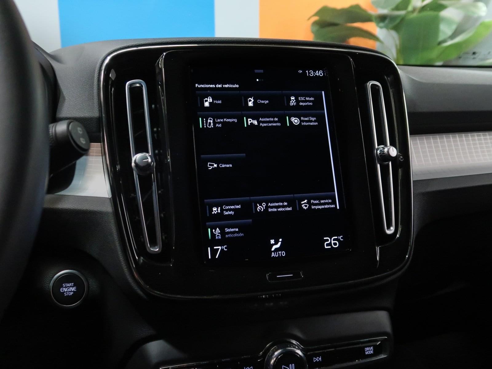 VOLVO XC40 1.5 T4 TWIN RECHARGE R-DESIGN 211CV 42 