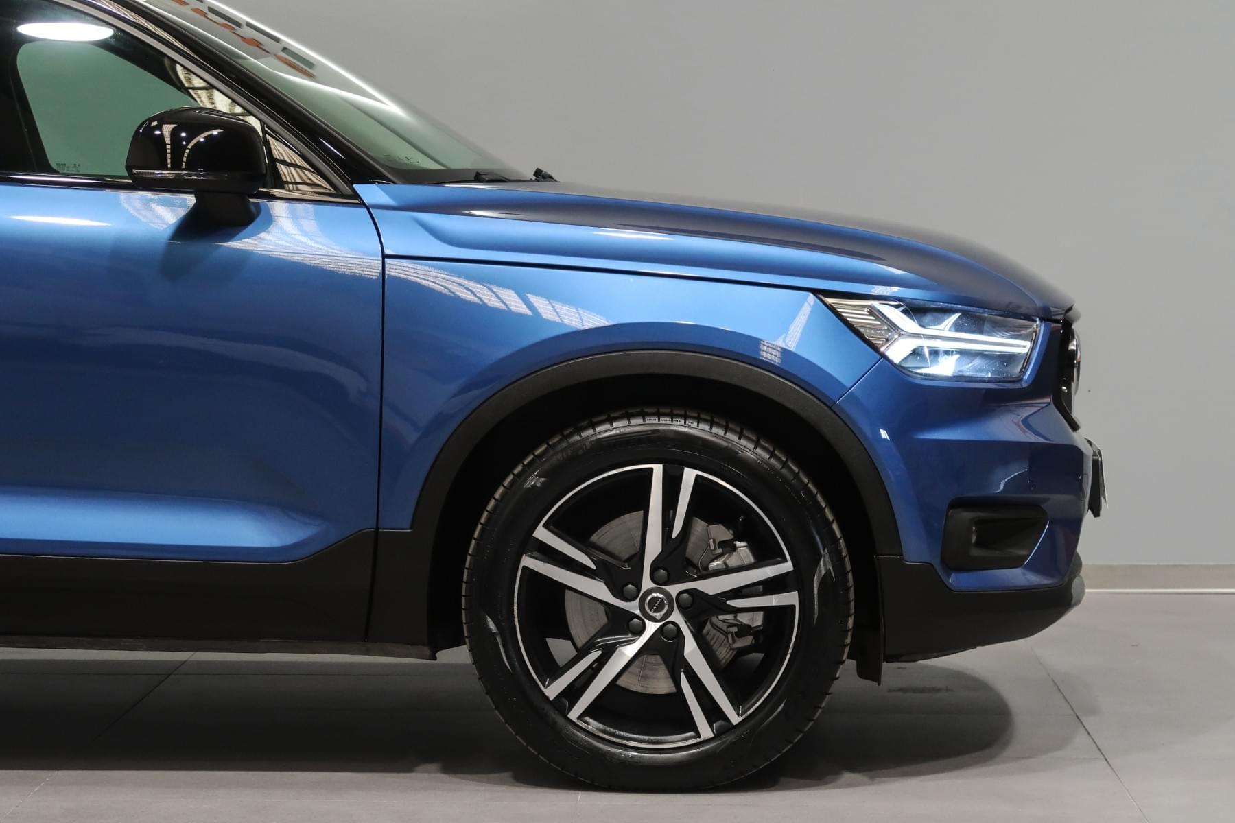 VOLVO XC40 1.5 T4 TWIN RECHARGE R-DESIGN 211CV 8 