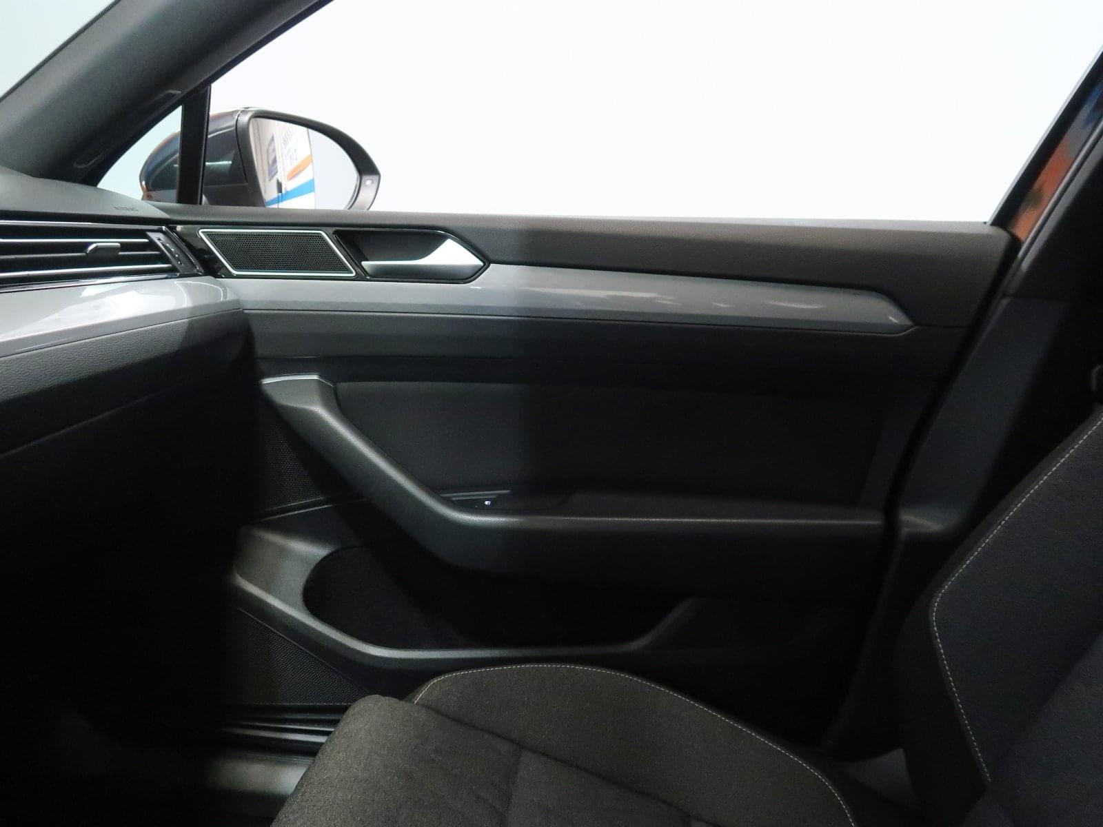 VOLKSWAGEN PASSAT VARIANT GTE 1.4 TSI 220CV 37 