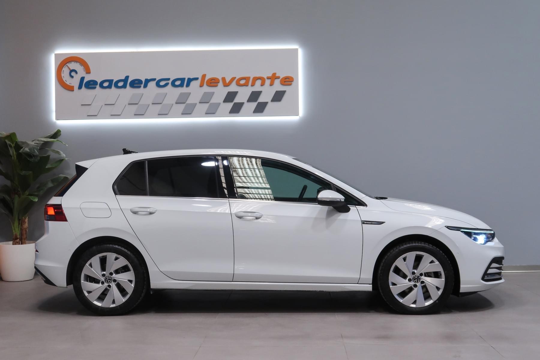 VOLKSWAGEN GOLF STYLE LIMITE  2.0 TDI 150 CV 3 