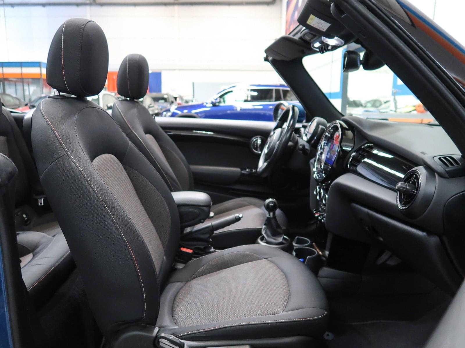 MINI MINI COOPER CABRIO 1.5 T 136CV 23 