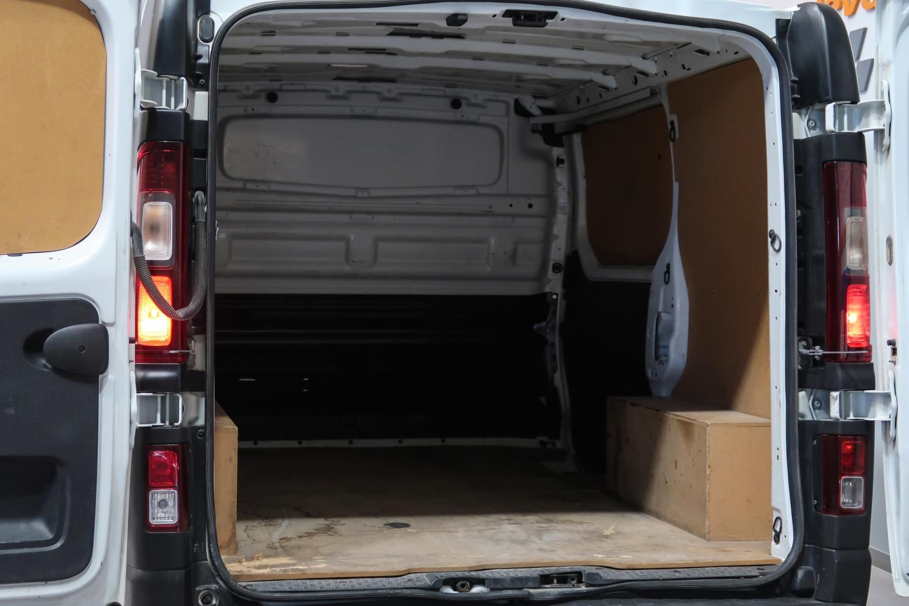 RENAULT TRAFIC FURGON 120CV ENERGY L1H1 27 16 