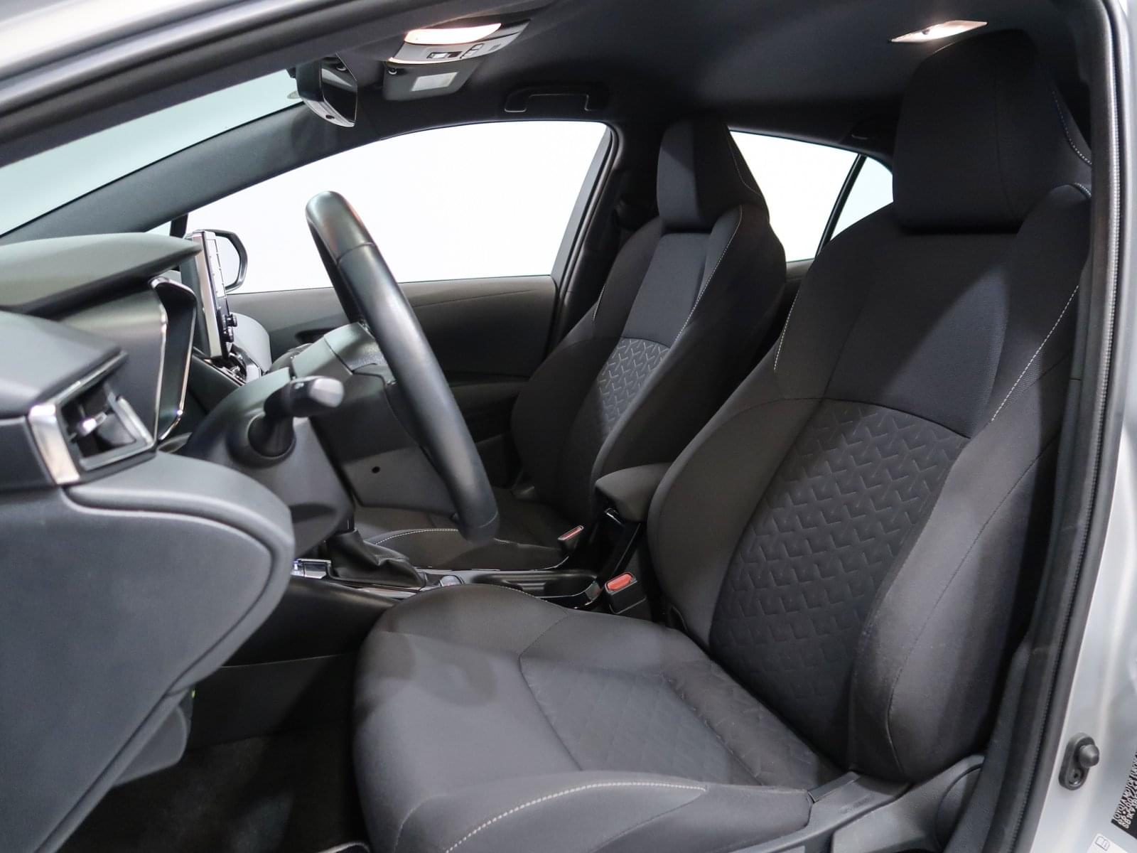 TOYOTA COROLLA HYBRID TECH 122CV 17 