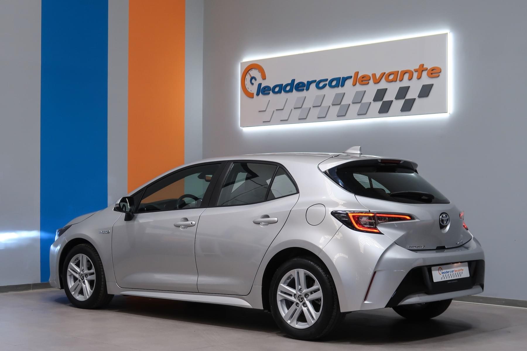 TOYOTA COROLLA HYBRID TECH 122CV 10 