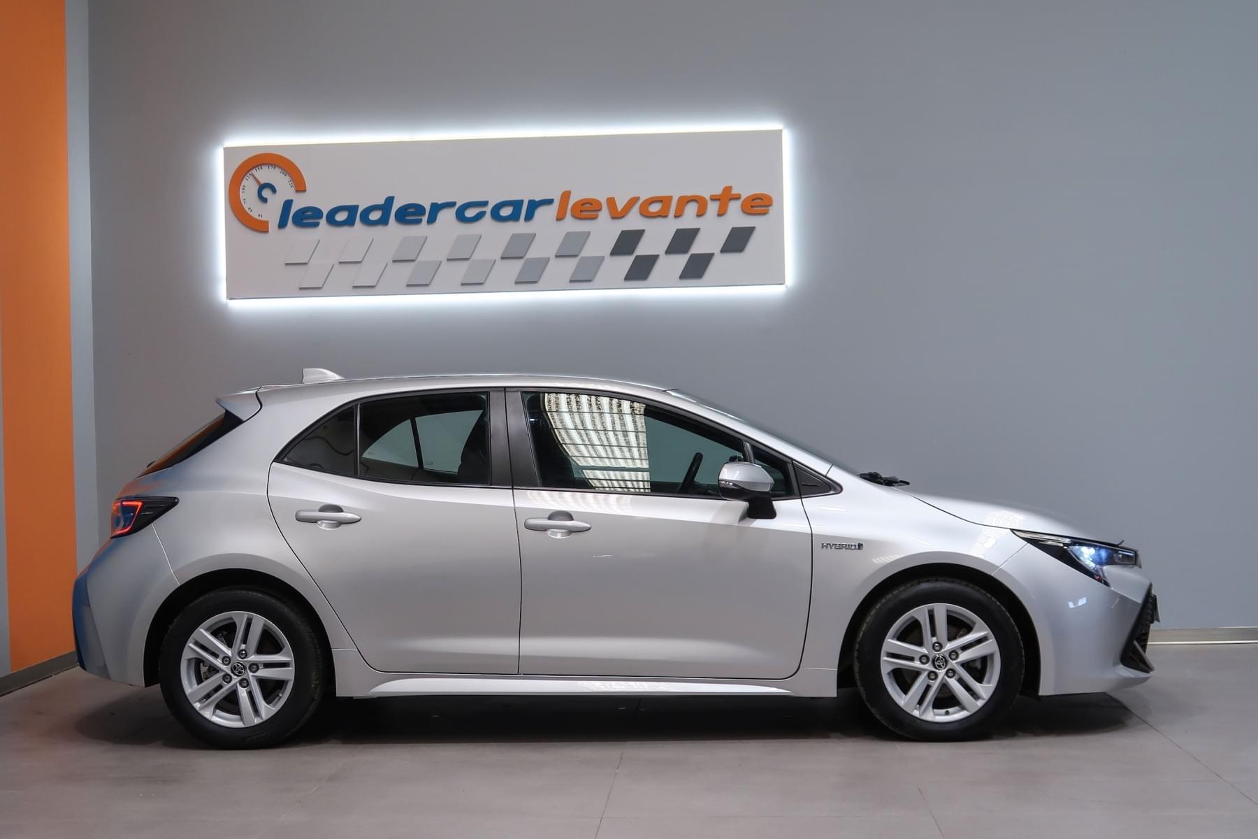 TOYOTA COROLLA HYBRID TECH 122CV 4 