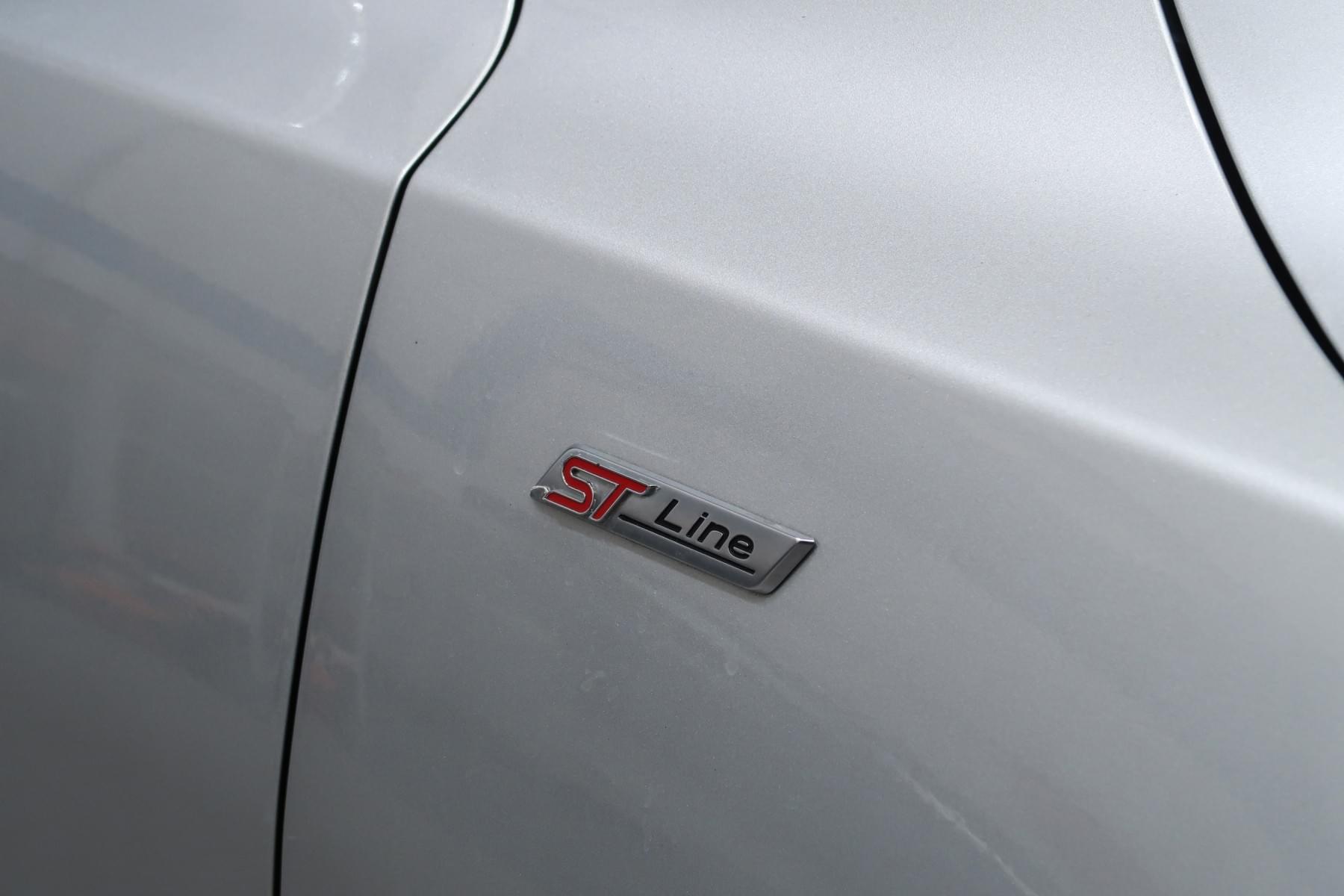 FORD FOCUS 1.0 ECOBOOST ST-LINE 125CV MHEV 9 