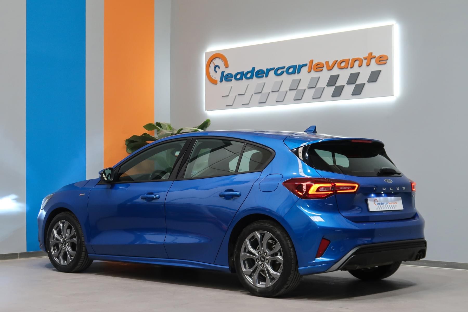 FORD FOCUS ST-LINE 1.0  ECOBOOST 125CV 11 