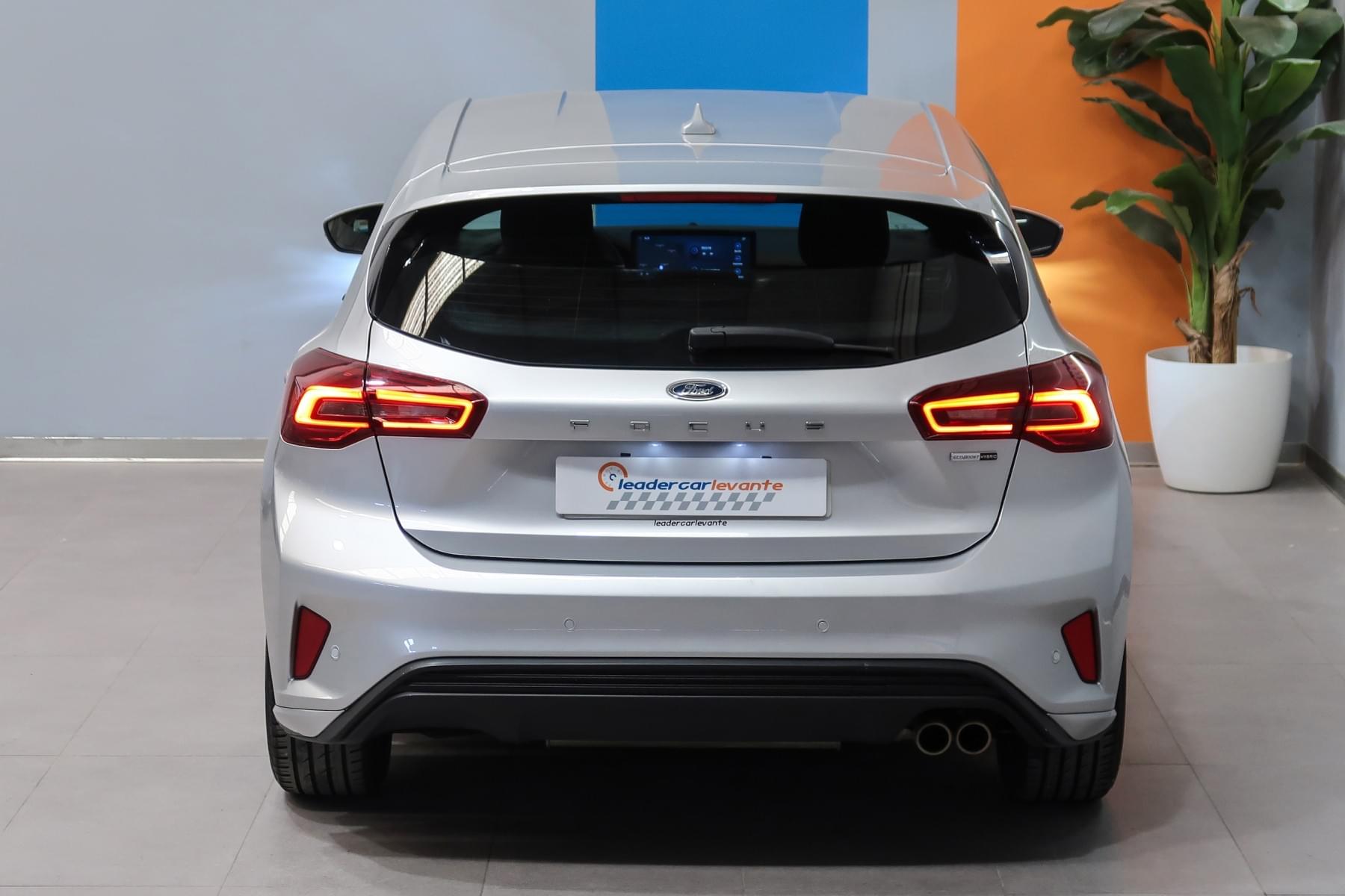FORD FOCUS ST LINE 1.0 ECOBOOST 125CV 13 